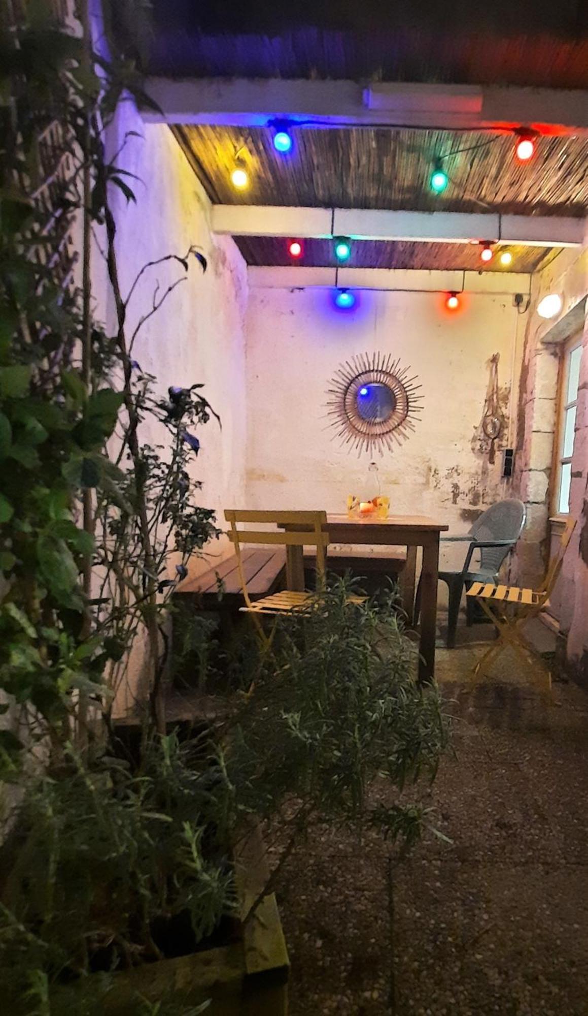 Maison De Pecheur Renovee Avec Cour Proche Du Port レ・サ​​ーブル・ドロンヌ エクステリア 写真